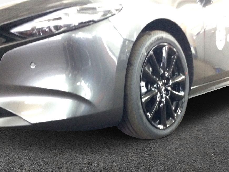 Mazda 3 e-SKYACTIV-X 186 M HYBRID Aut. EXCLUSIVE-LINE foto 4