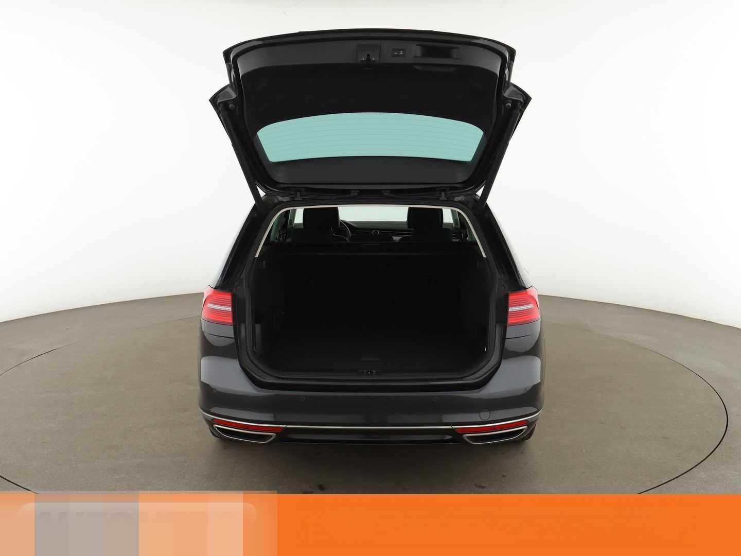 Volkswagen Passat 2.0 TDI Highline BM Aut.*NAVI*LED*ACC*PDC foto 17