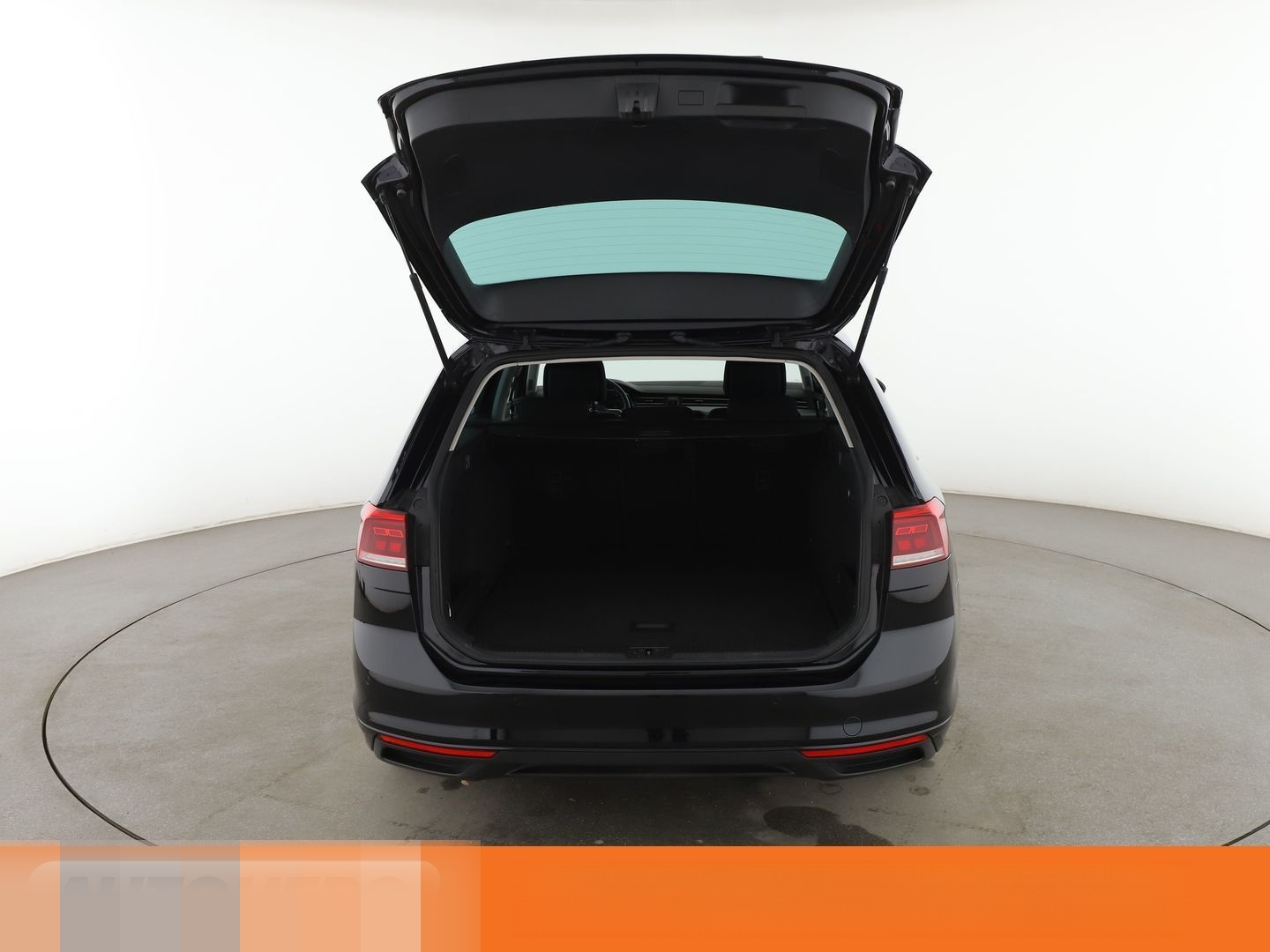 Volkswagen Passat 2.0 TDI Business Aut.*NAVI*LED*ACC*PDC*SH foto 17