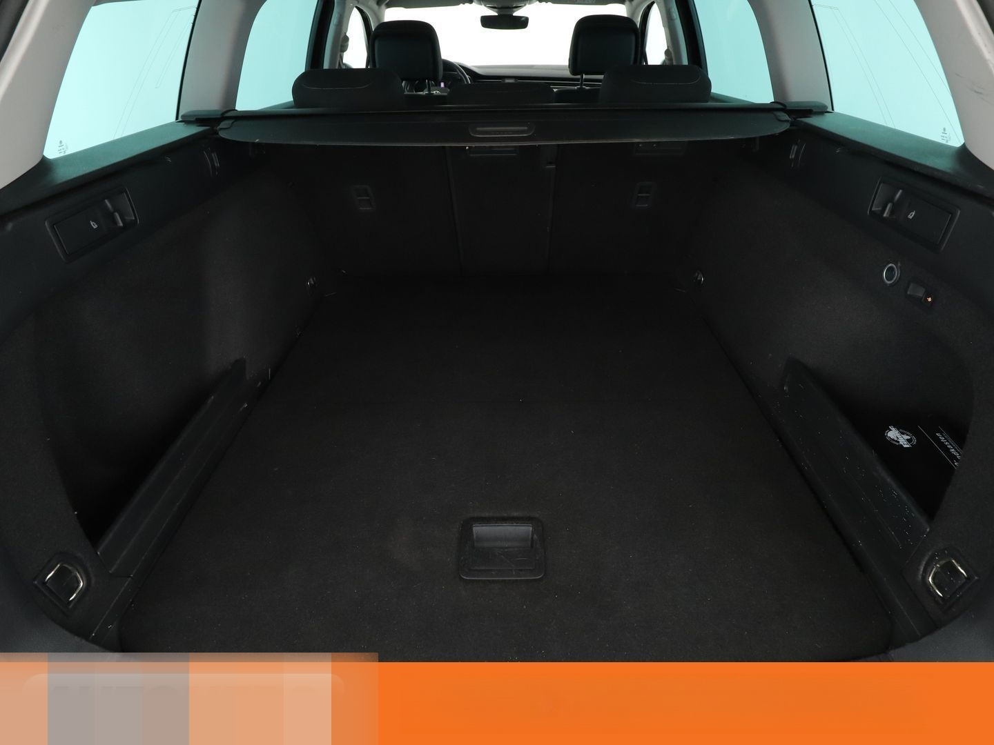 Volkswagen Passat 2.0 TDI Business Aut.*NAVI*LED*ACC*PDC*SH foto 18