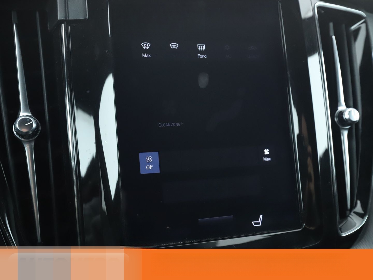 Volvo XC60 2.0 B5 Diesel R-Design AWD Aut.*NAV*TEMP* foto 23