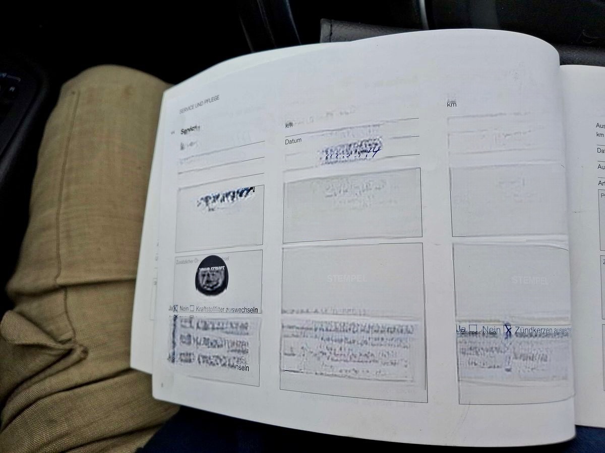 Volvo XC90 2.0 D5 AWD LEDER 360CAM AHK NAVI LED 1.HAND foto 24