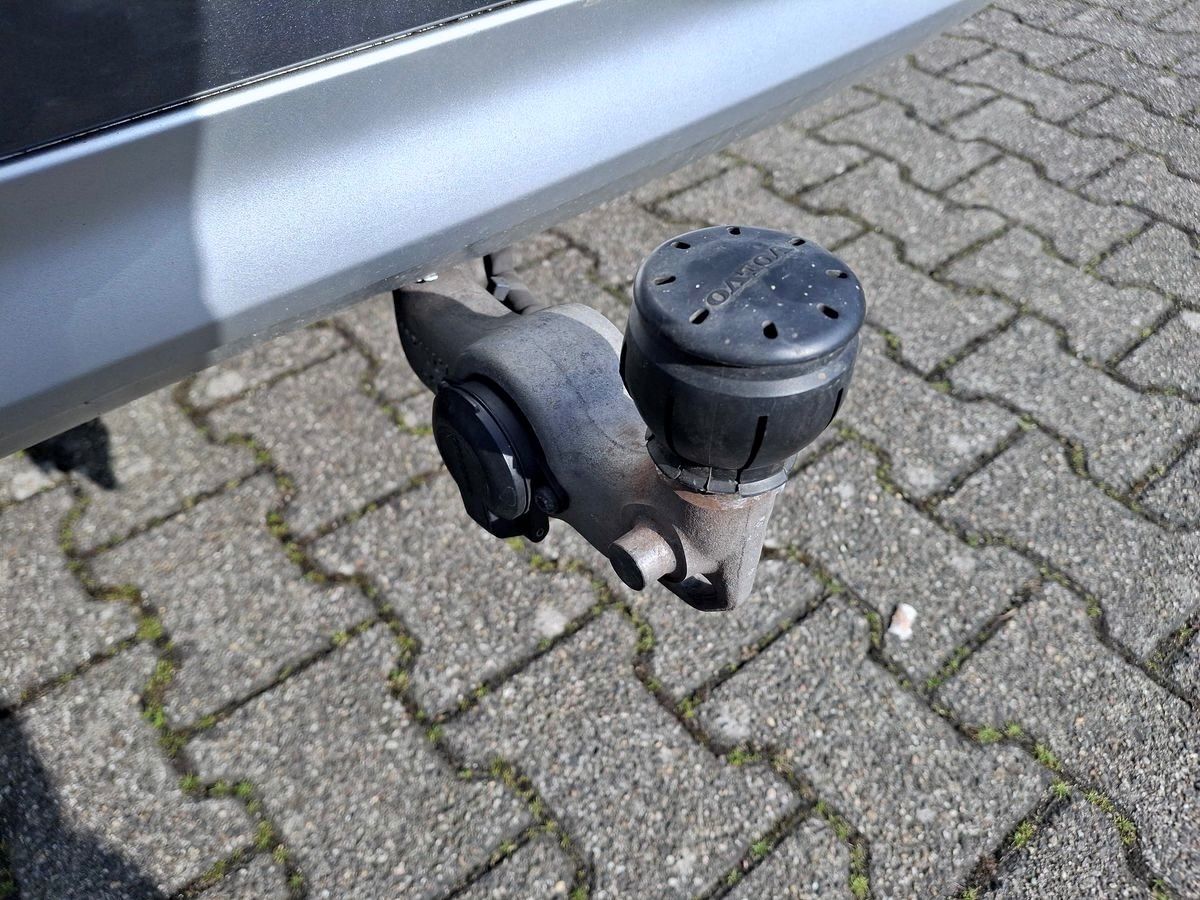 Volvo XC90 2.0 D5 AWD LEDER 360CAM AHK NAVI LED 1.HAND foto 8