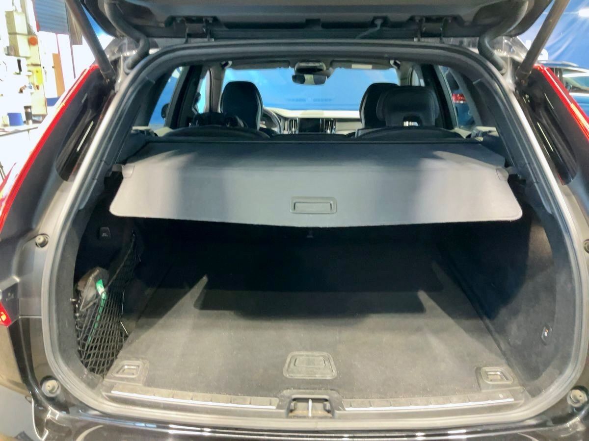 Volvo XC60 2.0 B4 AWD R-DESIGN AHK LEDER 360CAM HARMAN foto 7