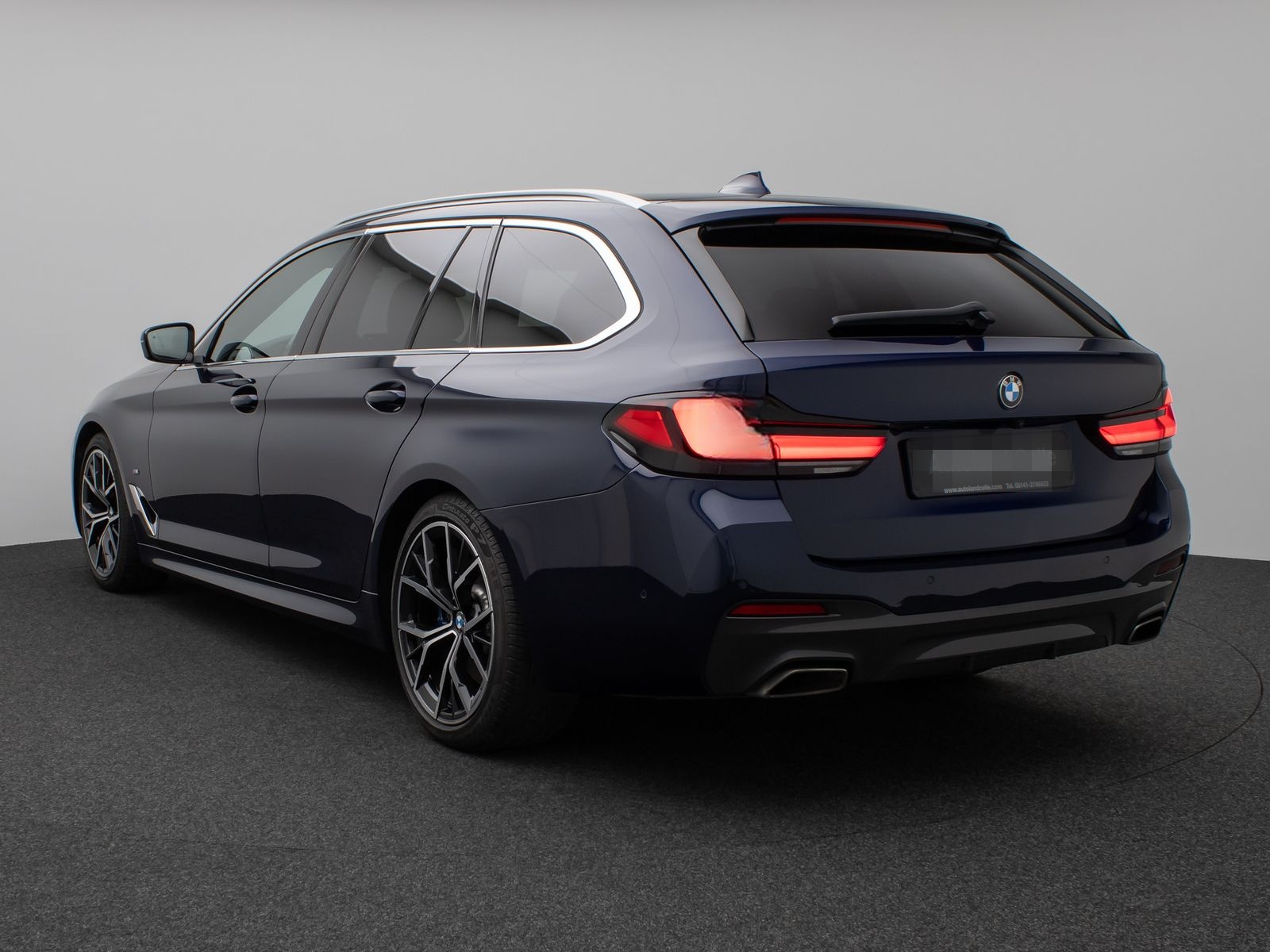 BMW 530d M Sport Panorama 360°Laser HUD HiFi SoftCL foto 9