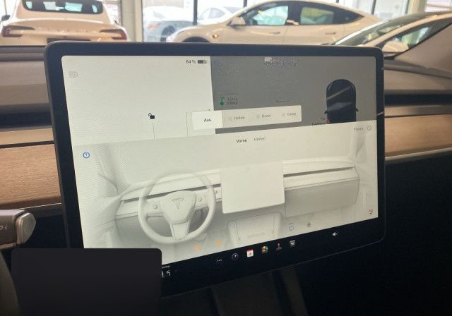 Tesla Model Y Long Range AWD foto 16