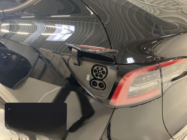 Tesla Model Y Long Range AWD foto 19