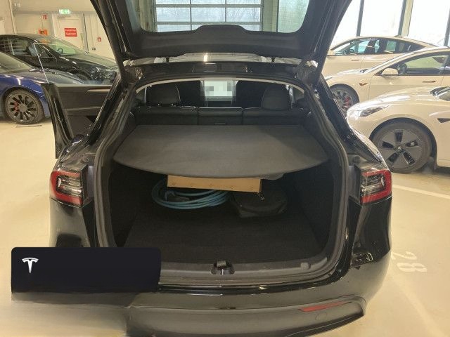 Tesla Model Y Long Range AWD foto 9