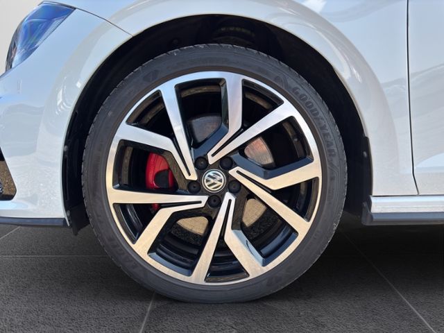 Volkswagen Polo GTI Panoramadach 2.0 BT147 TSID6F foto 23