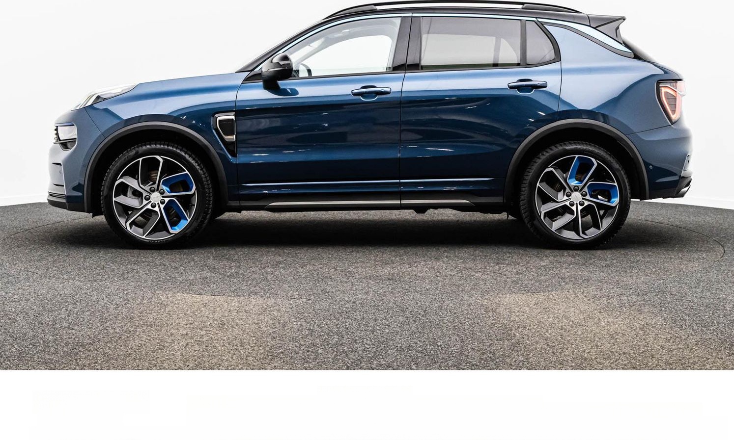 Lynk&Co LYNK & CO 01 1.5T PHEV 3.3kW ACC/TOTW/PANO/360° foto 12