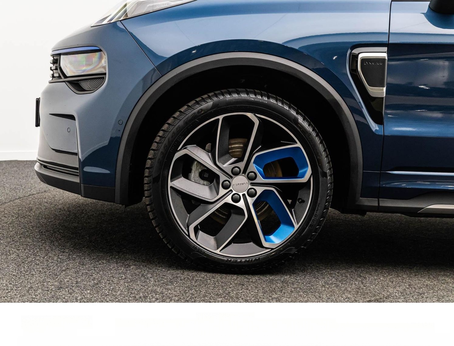 Lynk&Co LYNK & CO 01 1.5T PHEV 3.3kW ACC/TOTW/PANO/360° foto 13