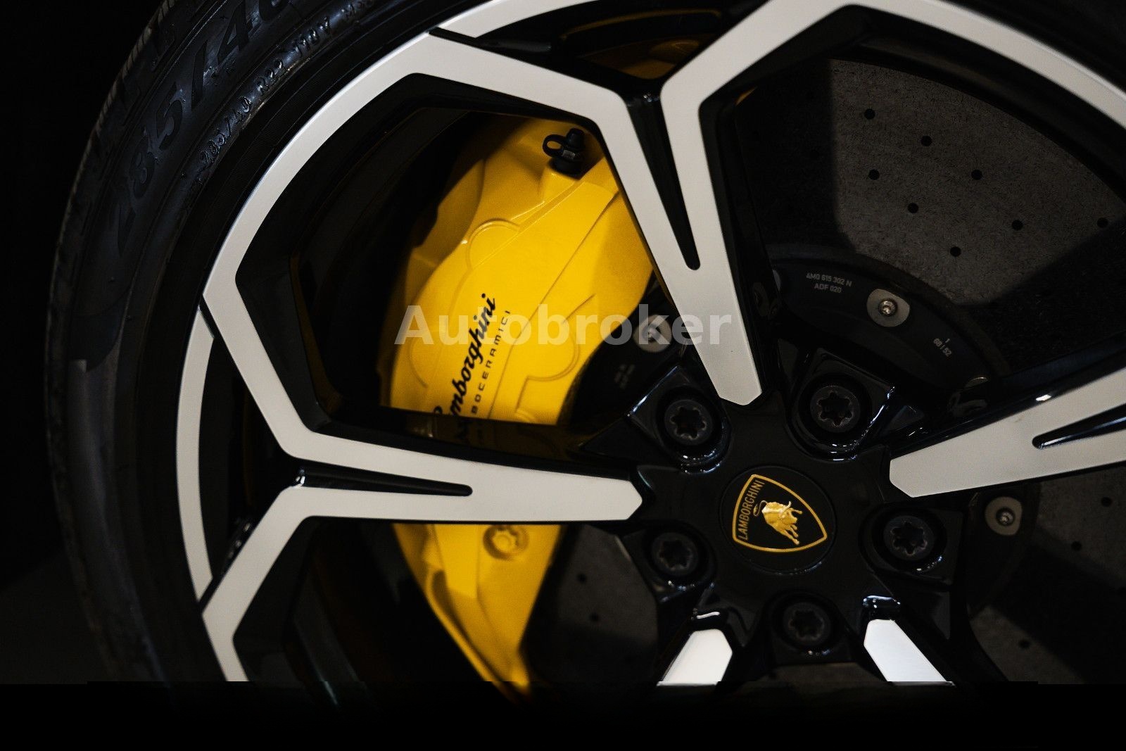 Lamborghini Urus|B&O|TV|Night Vision|Pano|22"|AHK|Garantie foto 17