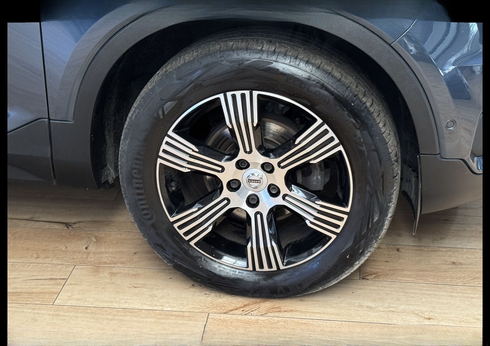 Volvo XC40 D3 Inscription LED*AHK*Leder*StHz*Pano*BLIS foto 14