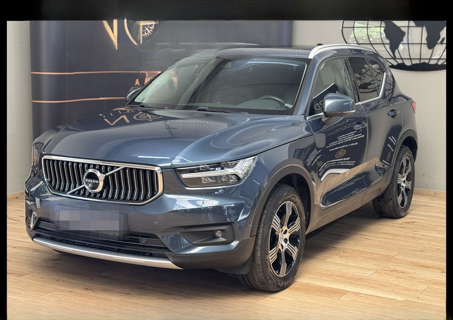 Volvo XC40 D3 Inscription LED*AHK*Leder*StHz*Pano*BLIS foto 6