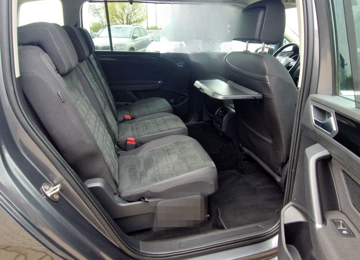 Volkswagen Touran 1.4 TSI Highline LED Navi AHK Klimaautoma foto 9