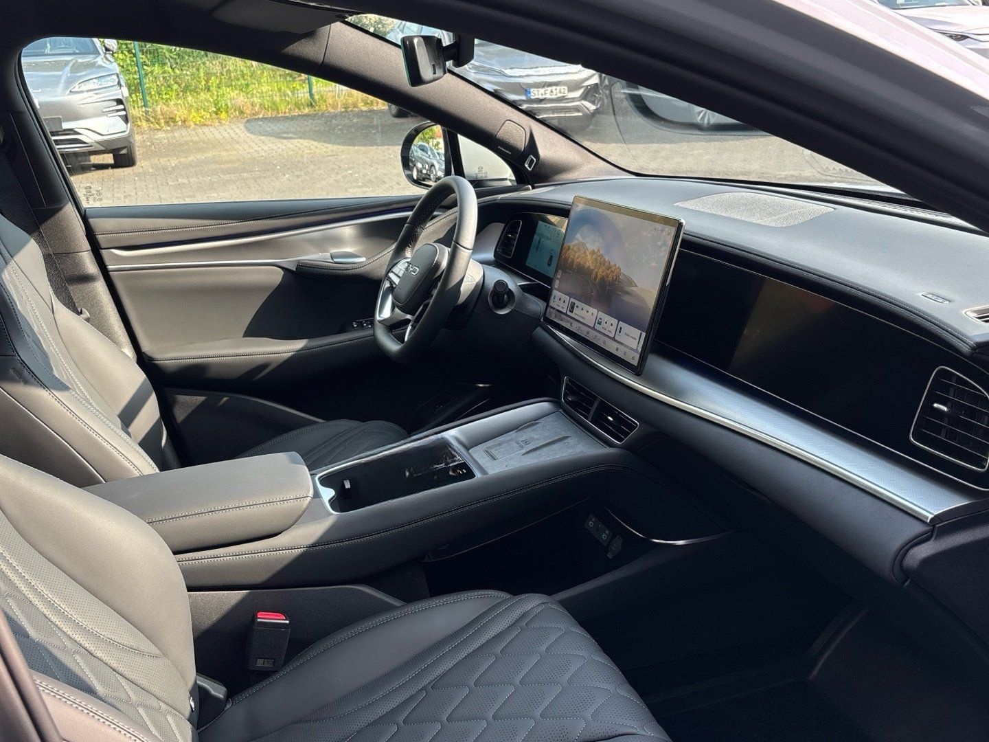 BYD Sealion 7 Design AWD Dynadio Panorama Carplay foto 12