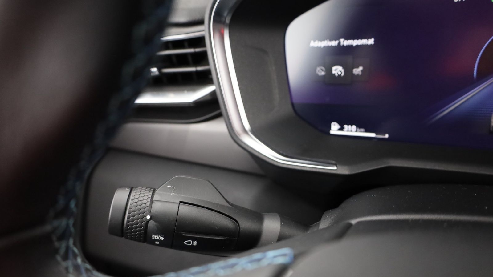 Lynk&Co 01 1.5 TD PHEV Aut. LED ACC 360° Pano foto 19