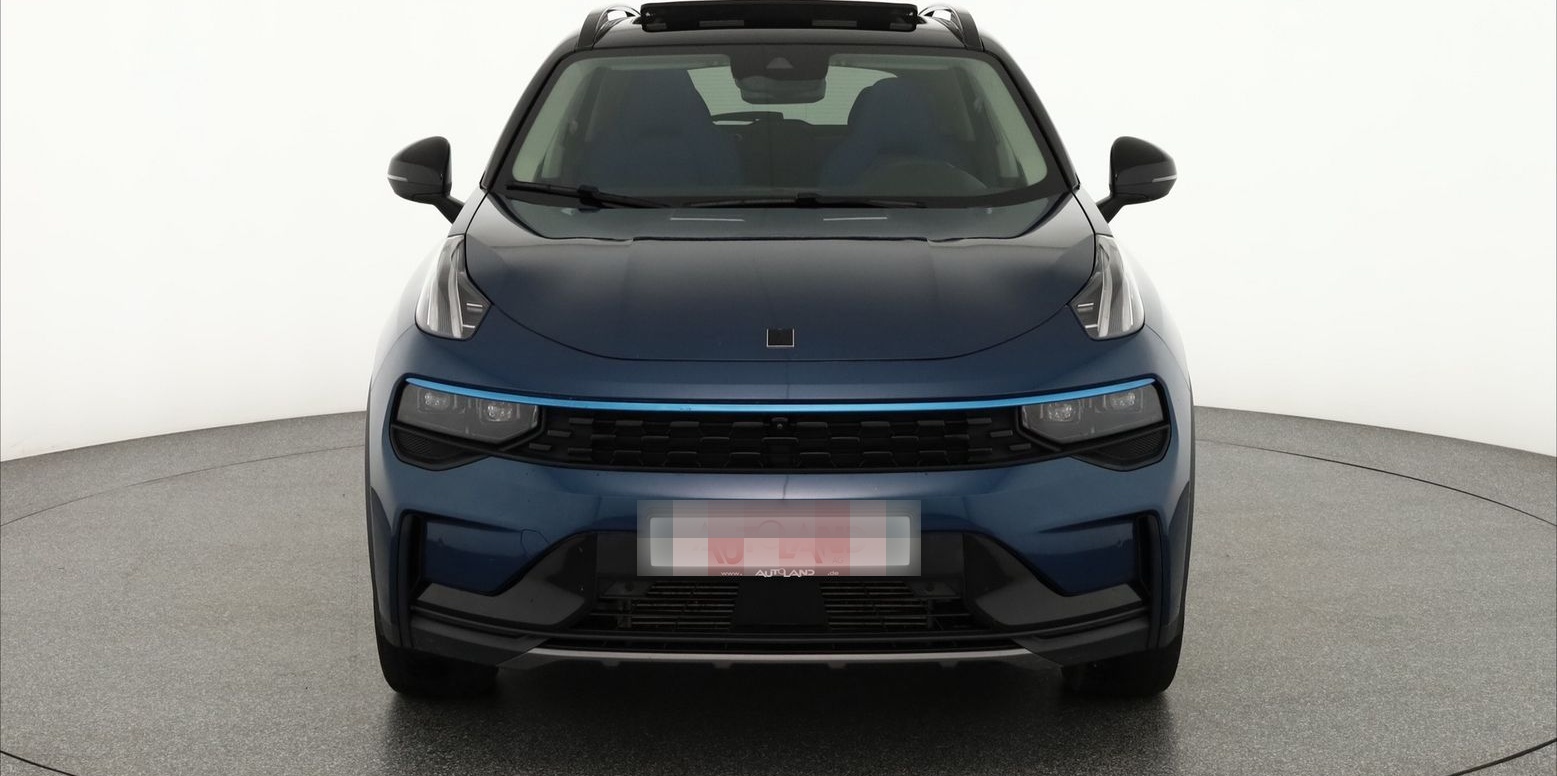 Lynk&Co 01 1.5 TD PHEV Aut. LED ACC 360° Pano foto 8