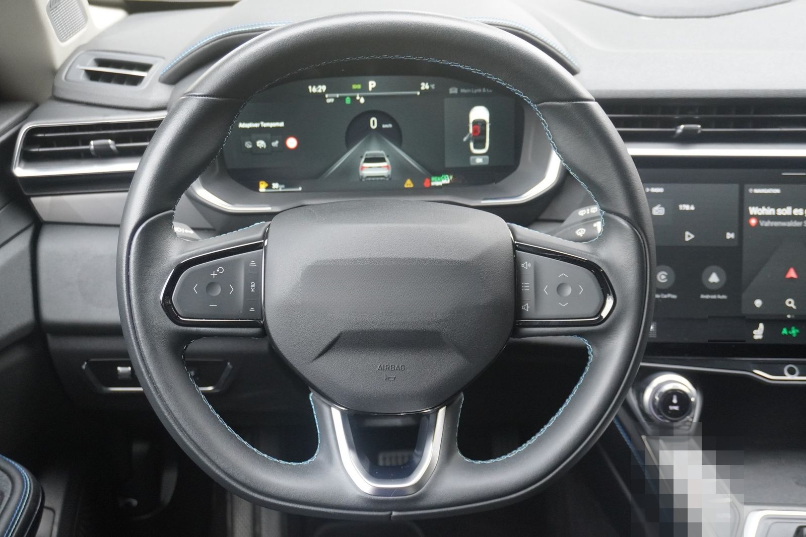 Lynk&Co 01 1.5 TD PHEV Aut. LED ACC 360° Pano foto 16