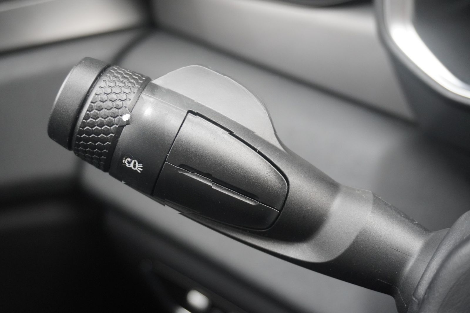 Lynk&Co 01 1.5 TD PHEV Aut. LED ACC 360° Pano foto 23