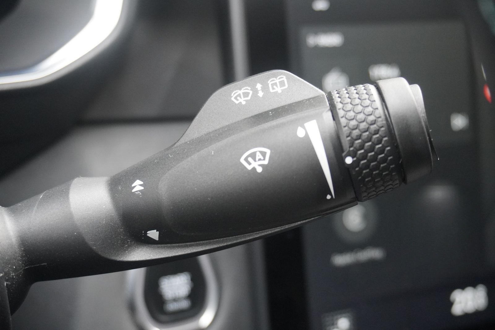 Lynk&Co 01 1.5 TD PHEV Aut. LED ACC 360° Pano foto 24