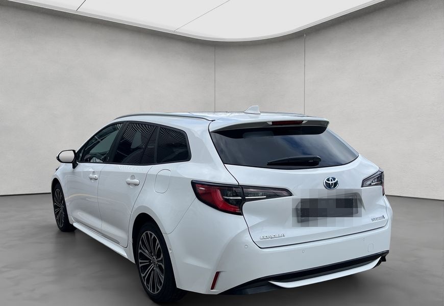 Toyota Corolla 2.0 Hybrid Touring Sports Team Deutschla foto 3