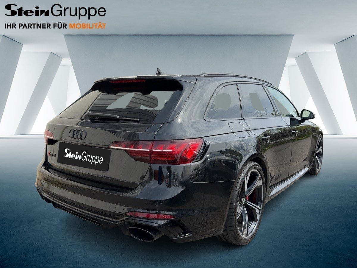 Audi RS 4 Avant 2.9 TFSI Quattro MATRIX+RAUTE+B&O+HUD foto 4
