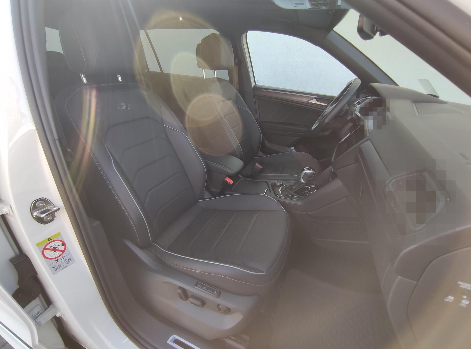 Volkswagen Tiguan R-Line 2.0 TDI+200PS+4M+Pano+AHZV+Standh+ foto 13