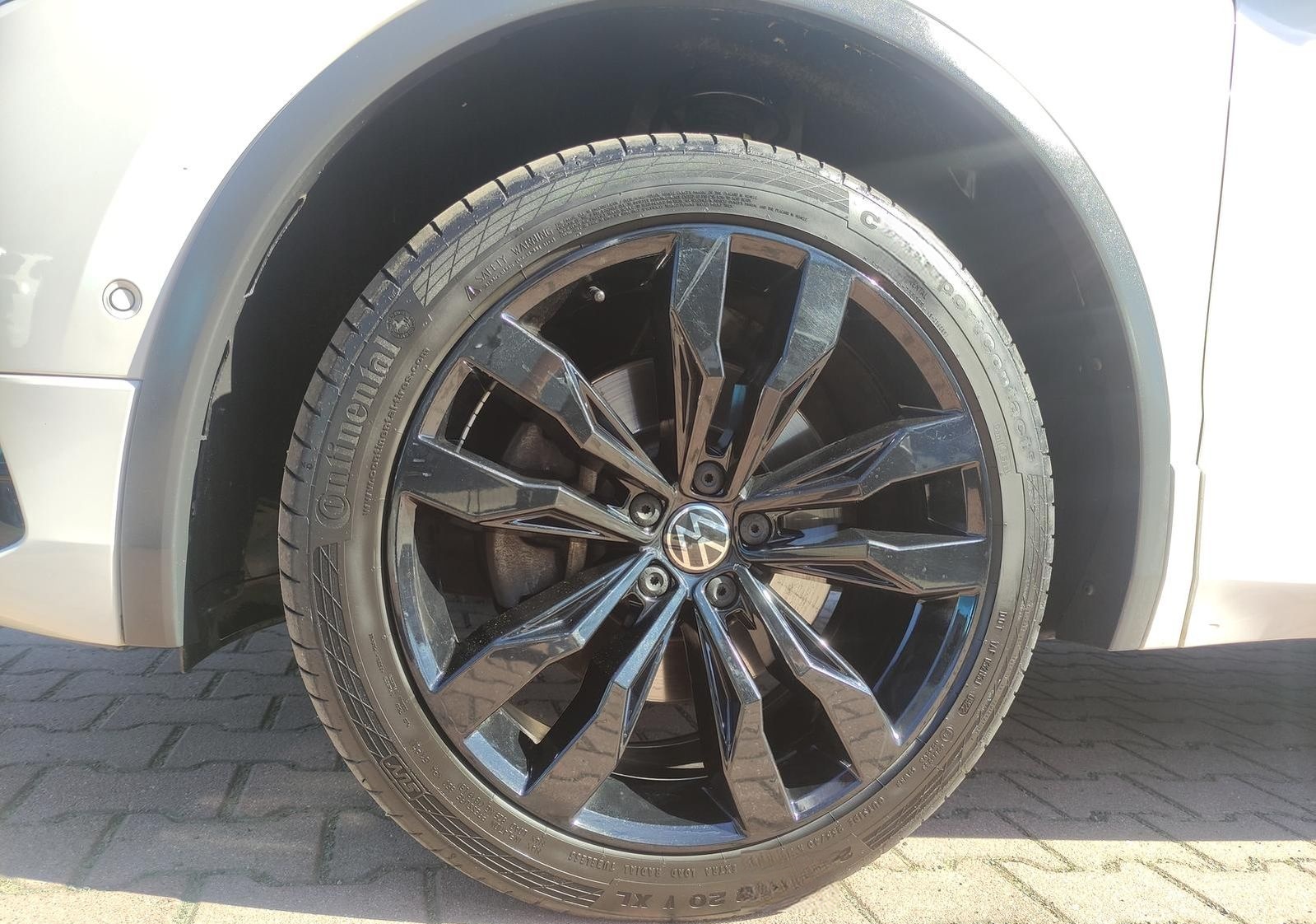 Volkswagen Tiguan R-Line 2.0 TDI+200PS+4M+Pano+AHZV+Standh+ foto 18