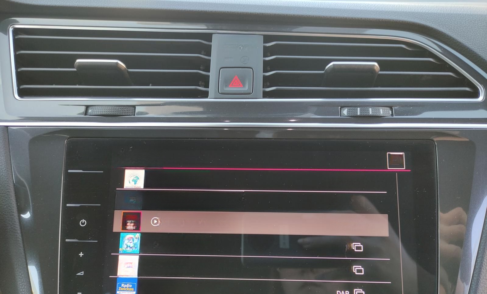 Volkswagen Tiguan R-Line 2.0 TDI+200PS+4M+Pano+AHZV+Standh+ foto 5