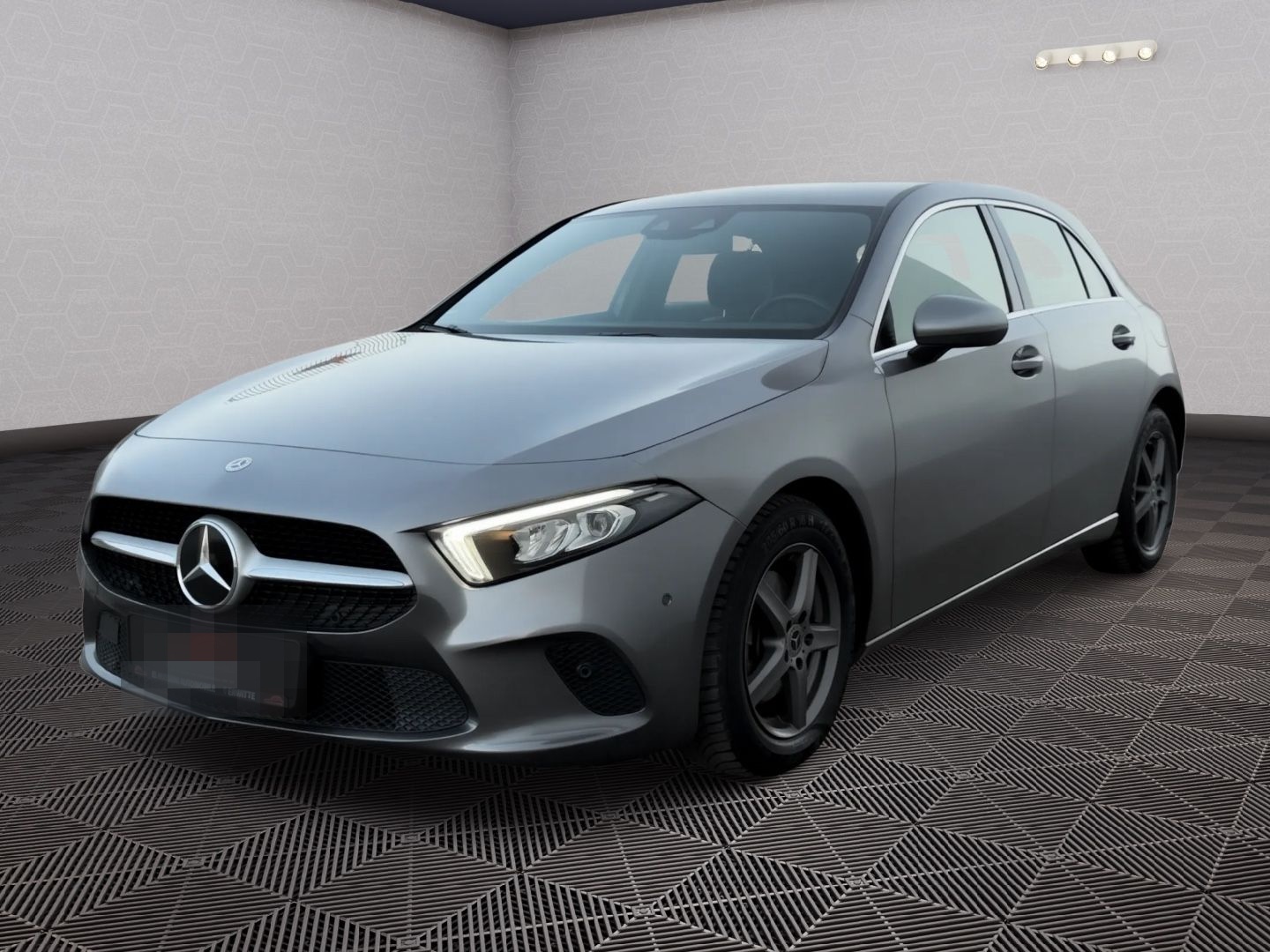 Mercedes-Benz A200d Advanced/ Nav./ Aut./ LED./ Hu&insp. Neu foto 3