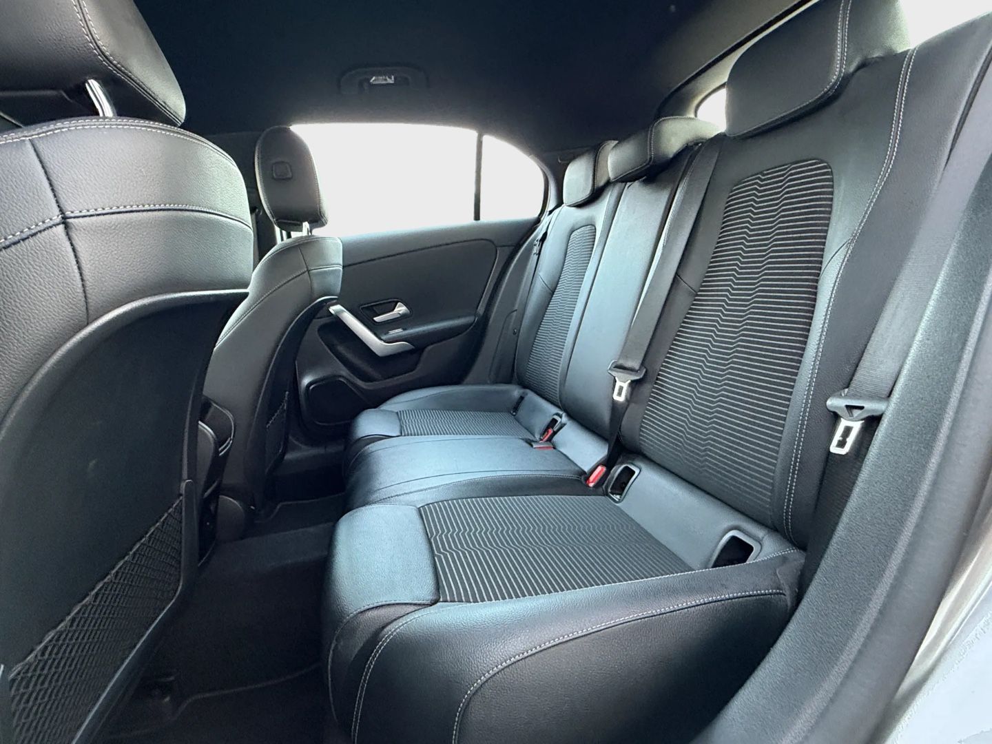 Mercedes-Benz A200d Advanced/ Nav./ Aut./ LED./ Hu&insp. Neu foto 6