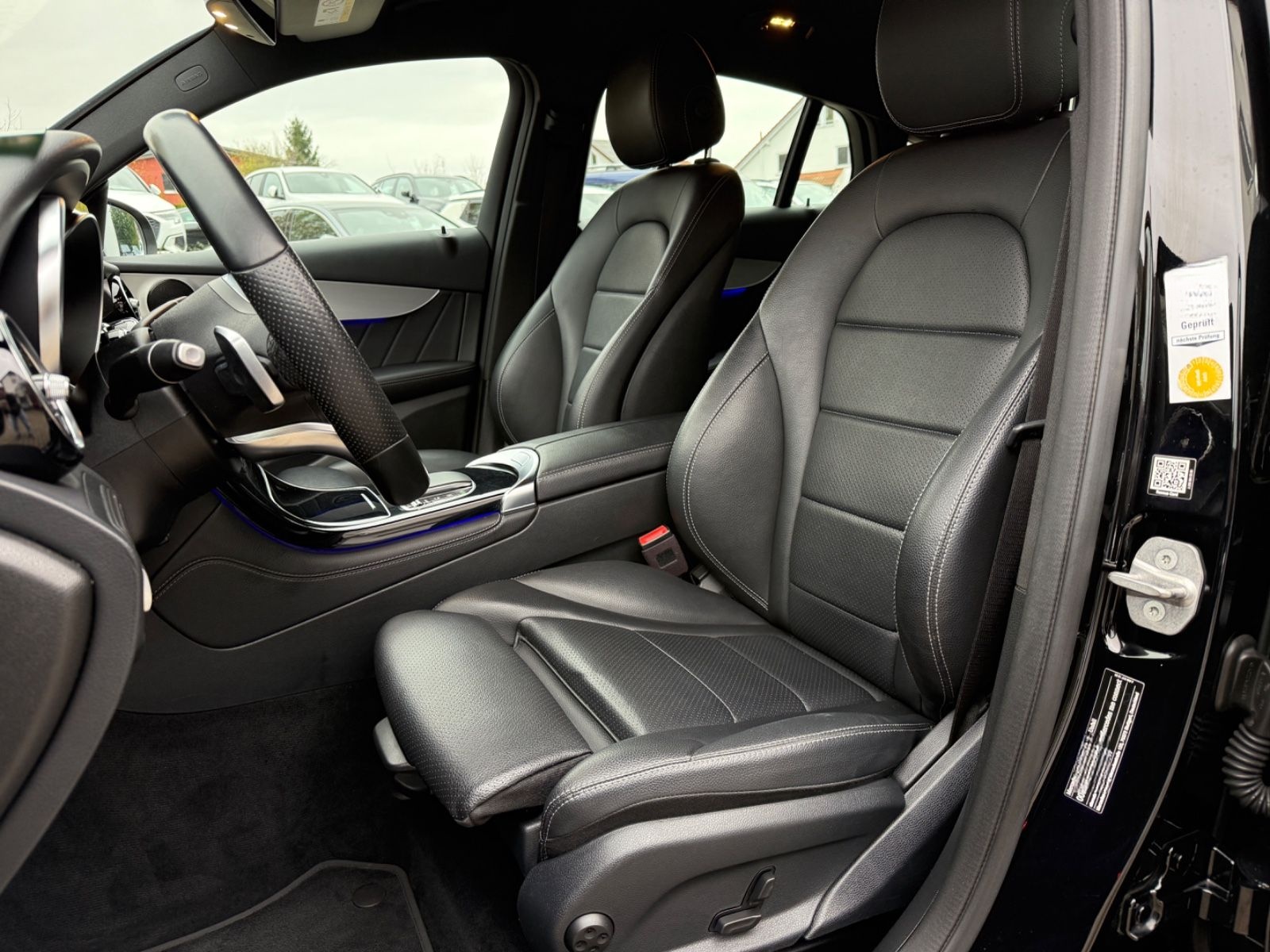 Mercedes-Benz GLC 200 Coupe 4Matic AMG LED Kamera Ambiente foto 12