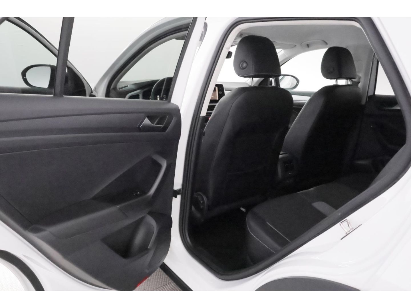 Volkswagen T-Roc 1.0 TSI Goal+LED+NAVI+VIRTUAL+PDC+KLIMA foto 18