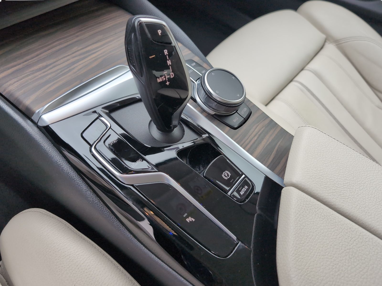 BMW 520d Limousine Dig.Cockpit Shz. Sports. ACC PDC foto 12