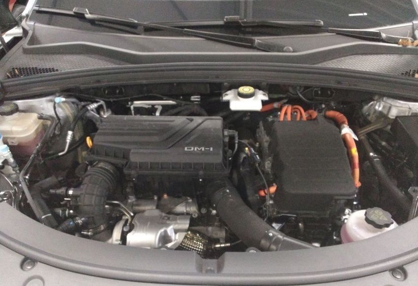 BYD SEAL U DM-i 18.3 kWh AWD Design ACC/360°/Pano foto 9