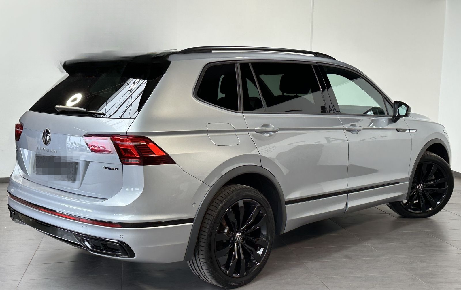 Volkswagen Tiguan Allspace 4M R-Line Black NAV+LED+AHK+360° foto 4