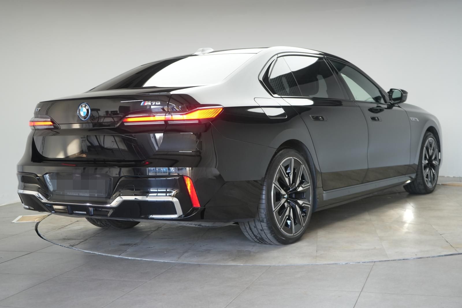 BMW i7 M70 xDrive TheatreScreen/SkyLounge/HUD/B&W/Li foto 4