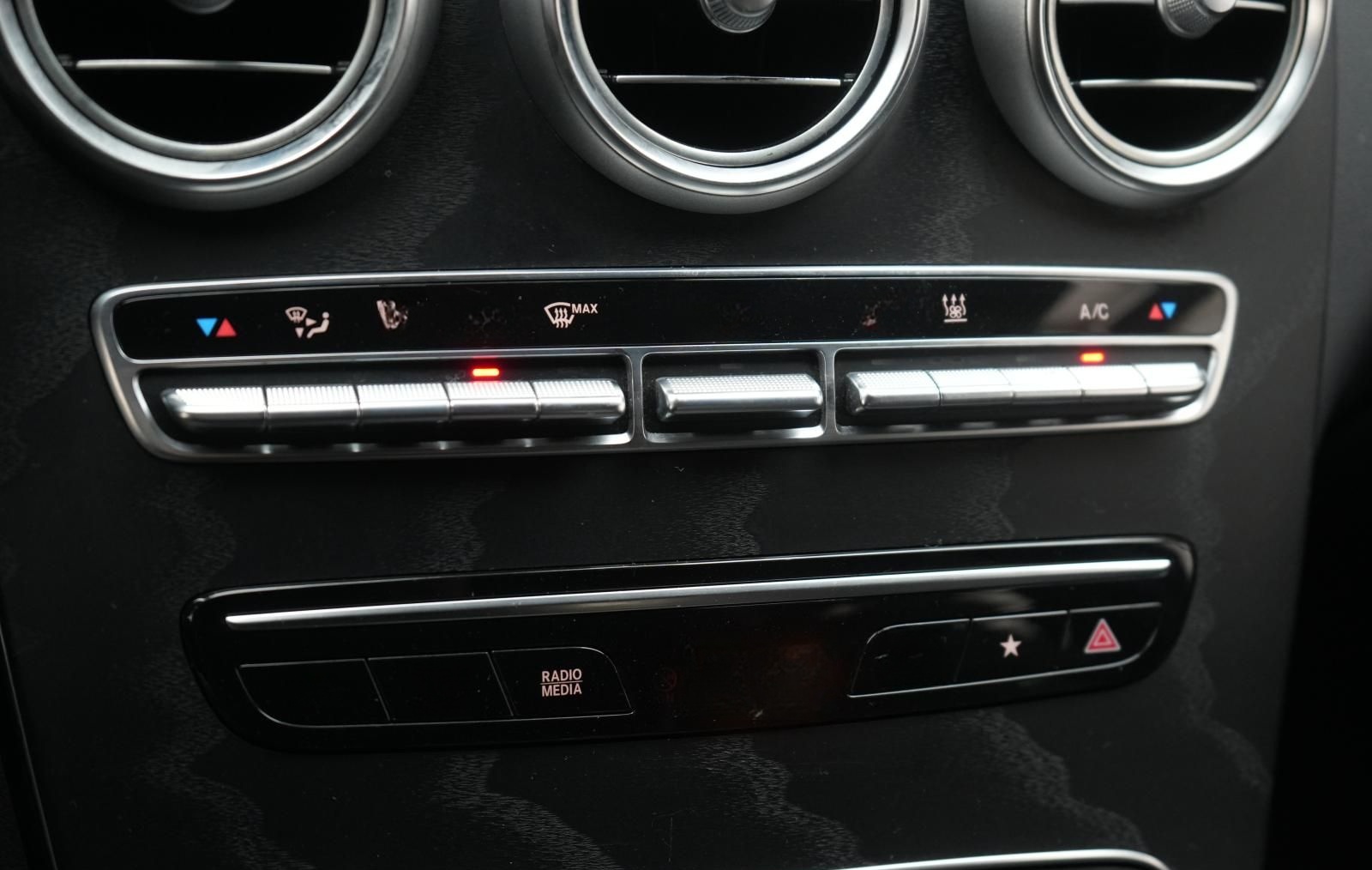Mercedes-Benz GLC 220 d 4Matic 9G-Tronic AMG Distronic/Kamera/ foto 13