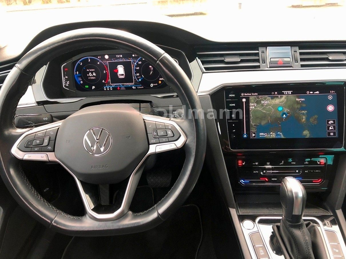 Volkswagen Passat 2.0tdi DSG NaviPro Matrix Kamera foto 2