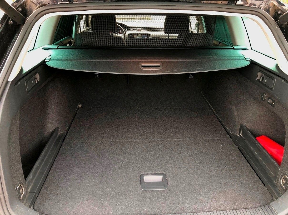 Volkswagen Passat 2.0tdi DSG NaviPro Matrix Kamera foto 20
