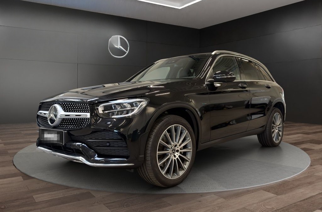 Mercedes-Benz GLC 300 de 4M AMG PANORAMA DISTRONIC 360° AHK foto 2