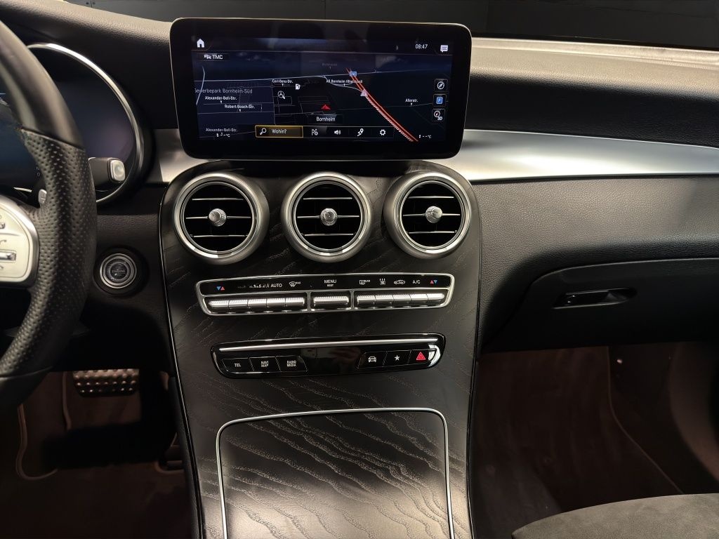 Mercedes-Benz GLC 300 de 4M AMG PANORAMA DISTRONIC 360° AHK foto 9