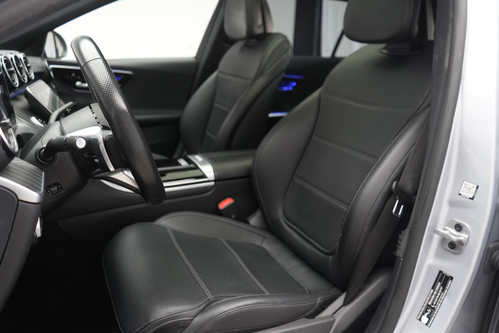 Mercedes-Benz C 220 d T 9G-Tronic AMG Leder/Distronic/HUD/Pano foto 10