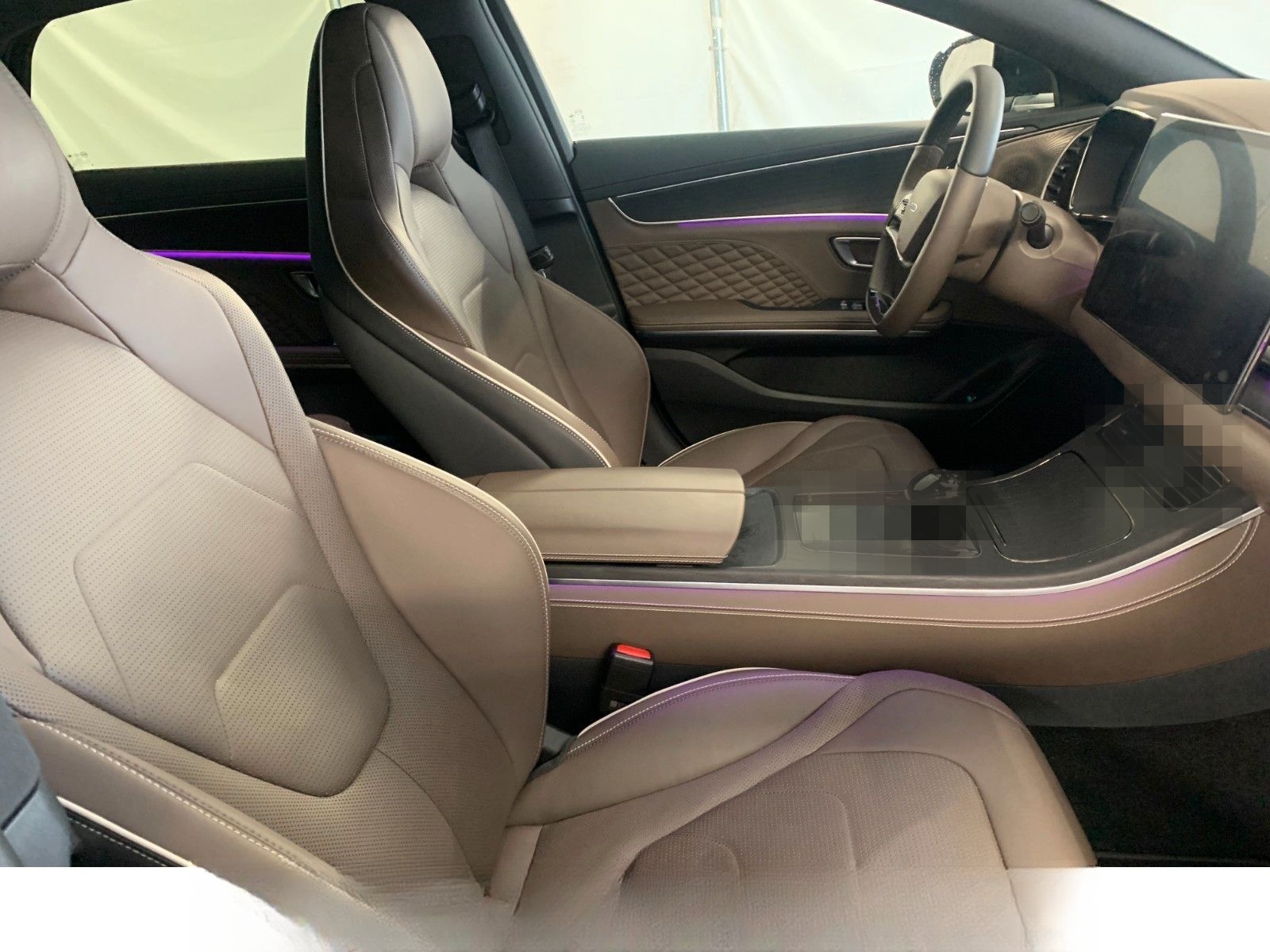 BYD Han 380 kW AWD Executive ICC HeadUp Wärmep Pano foto 3