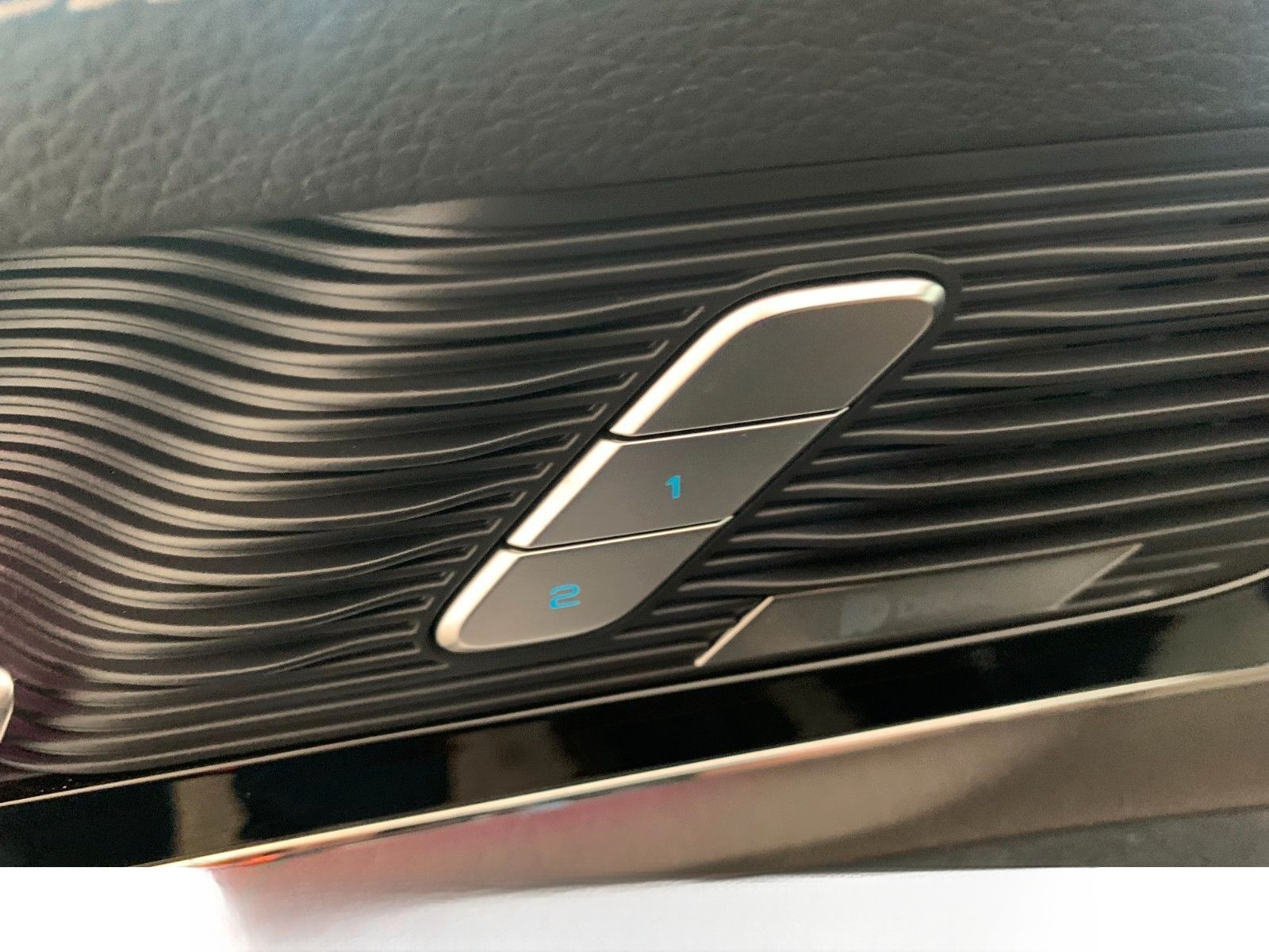 BYD Tang AWD 7-Si Flagship 22" ACC Pano DigTacho DAB foto 11