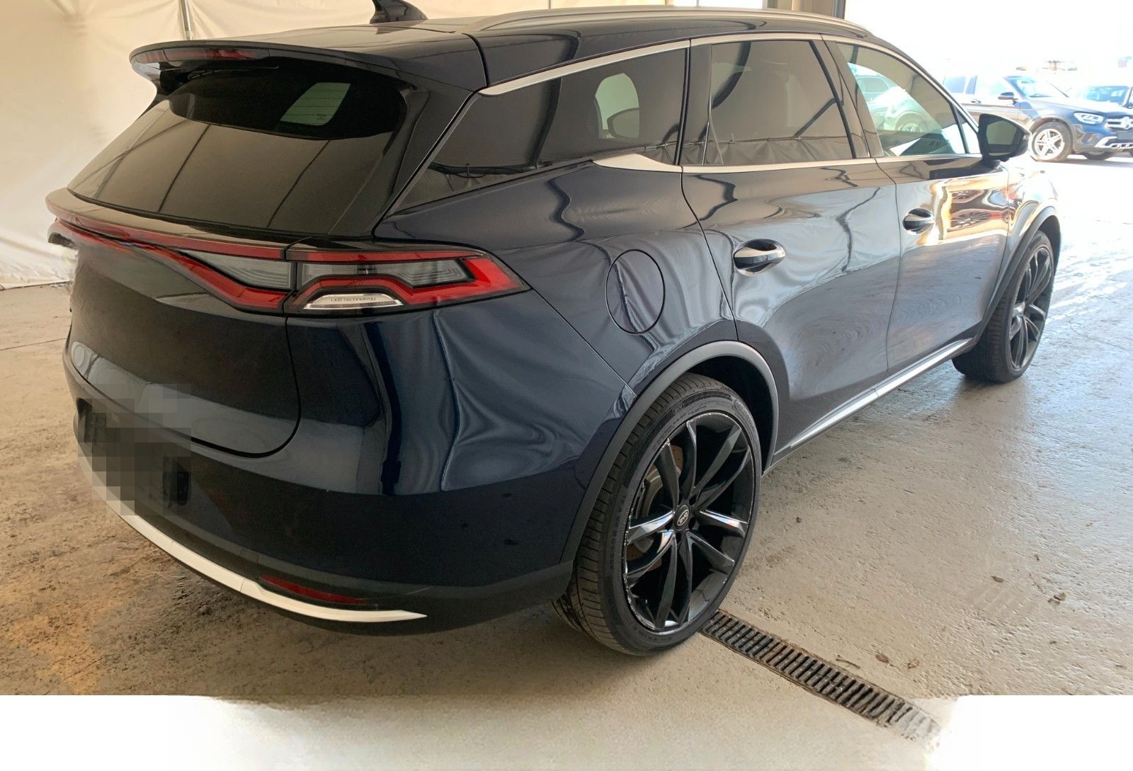 BYD Tang AWD 7-Si Flagship 22" ACC Pano DigTacho DAB foto 5