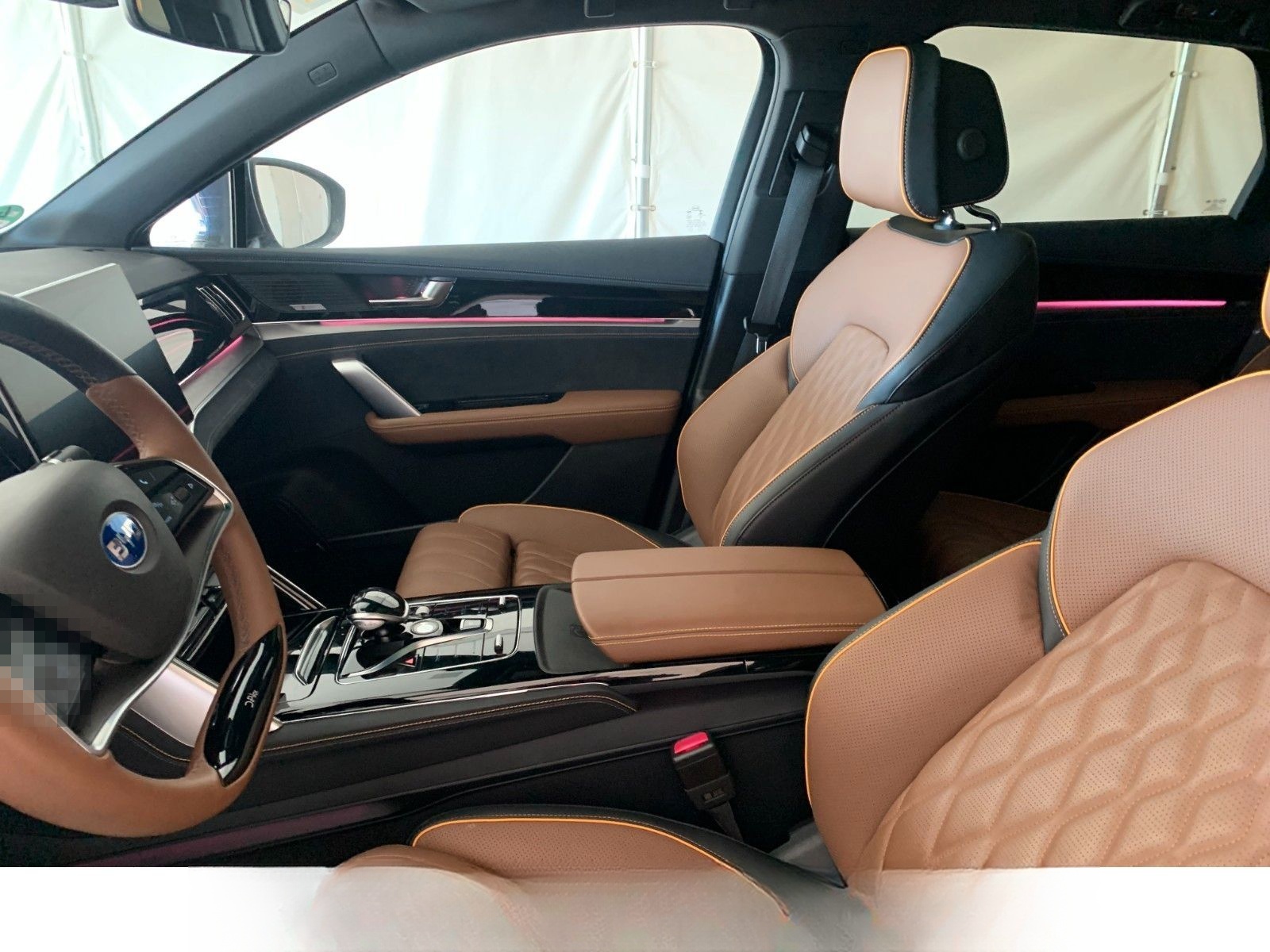 BYD Tang AWD 7-Si Flagship 22" ACC Pano DigTacho DAB foto 10