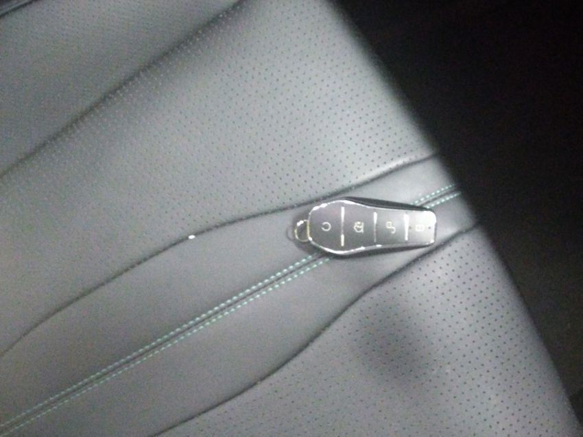 BYD SEAL U DM-i 26.6 kWh FWD Comfort ACC/360°/Pano foto 10