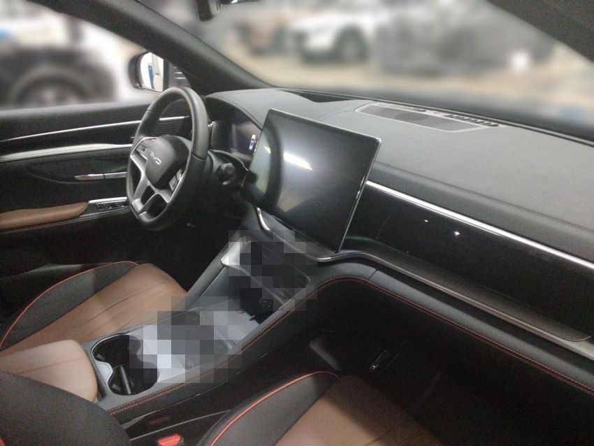 BYD SEAL U DM-i 26.6 kWh FWD Comfort ACC/360°/Pano foto 9